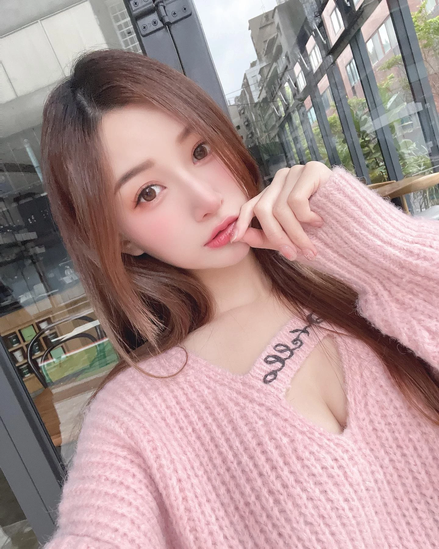 30800598.webp