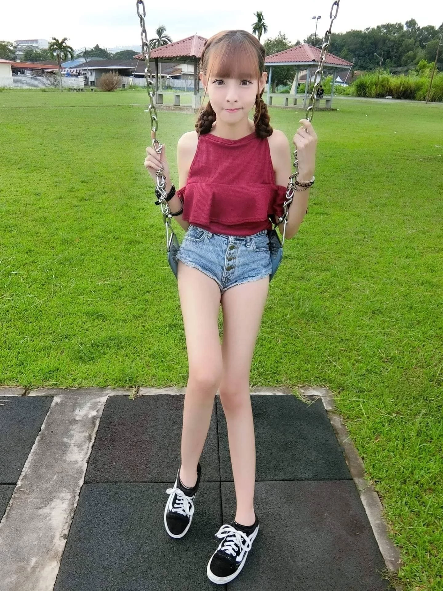 4406886.webp