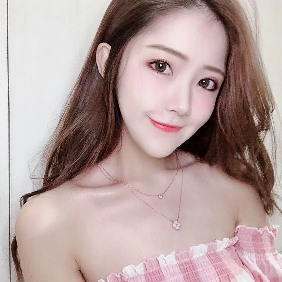 4074244.webp