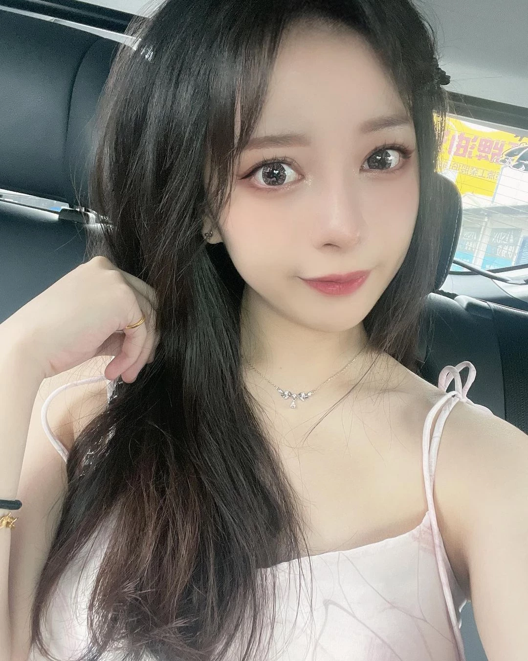 23614766.webp