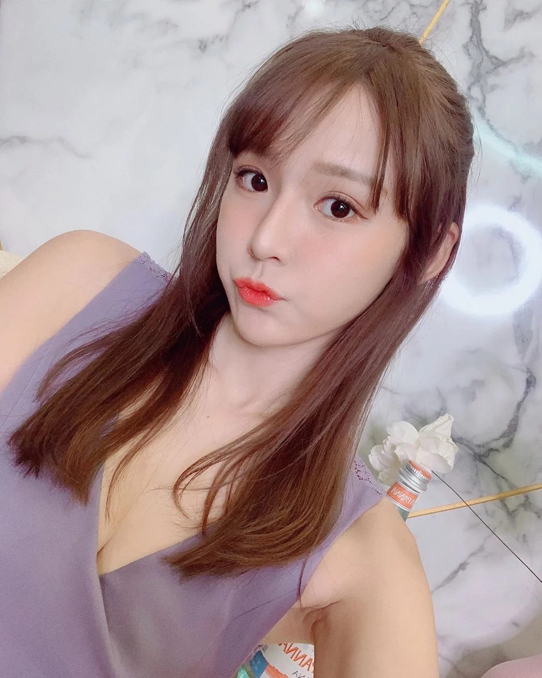 193728mm77jr3o2va2yx92.webp