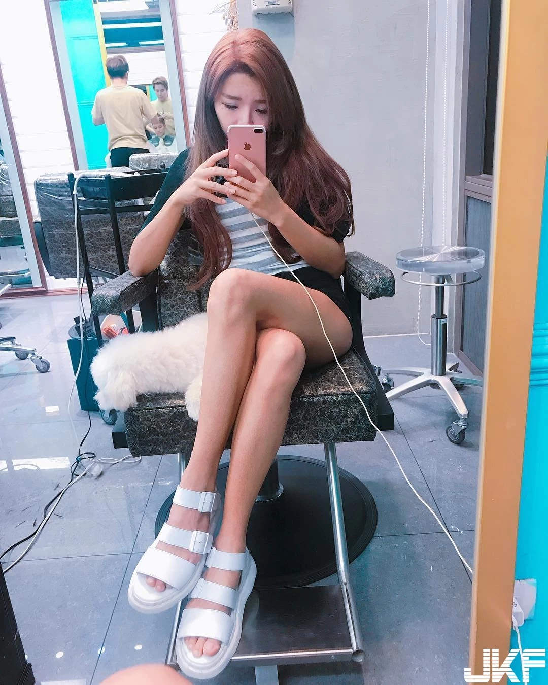 180101a2ms27b6mwvnw217.webp