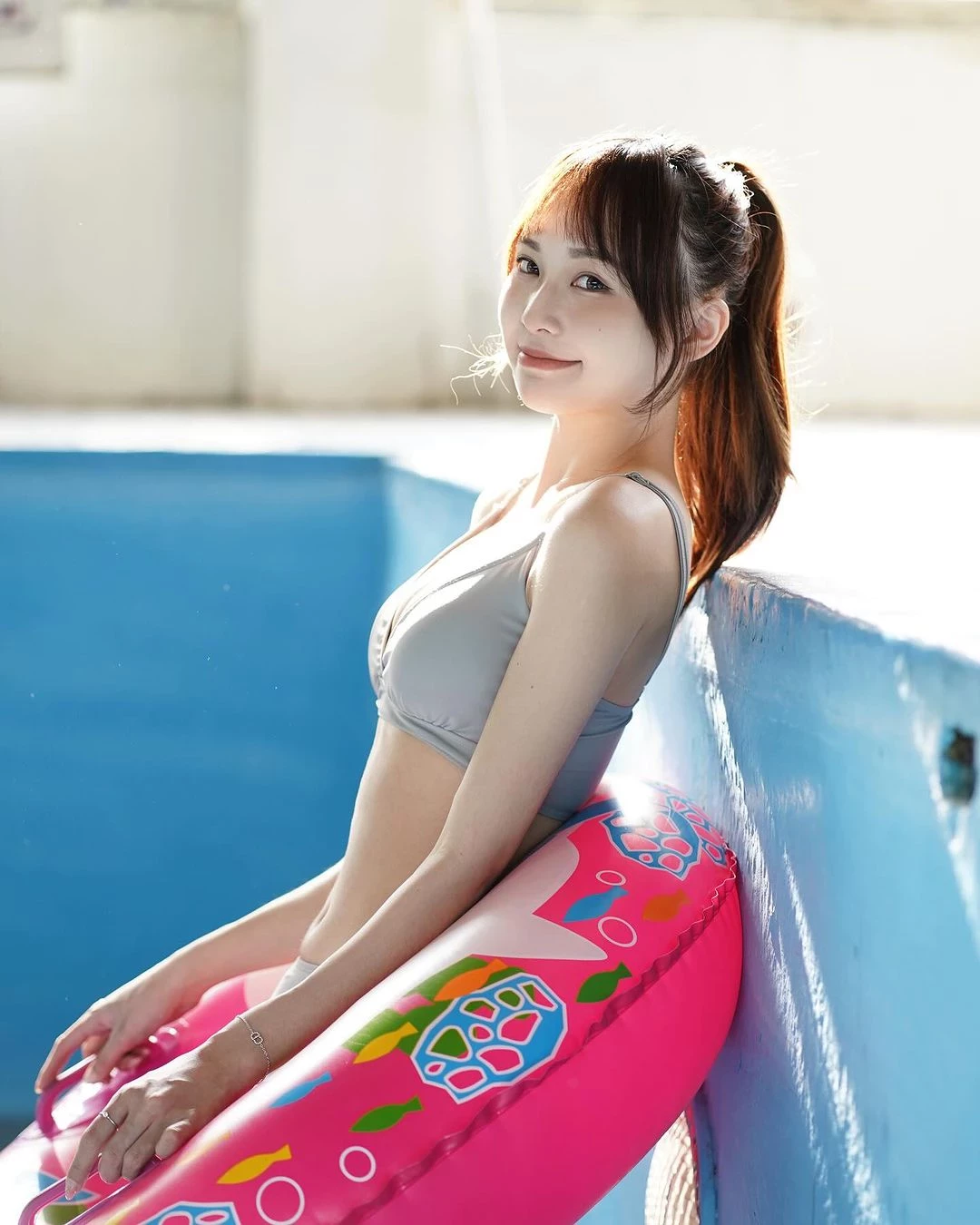 192230qg0g6ofm193rt1em.webp