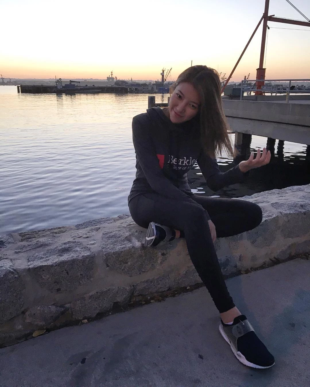 161525fzhbhh1o1yc1b0rh.webp