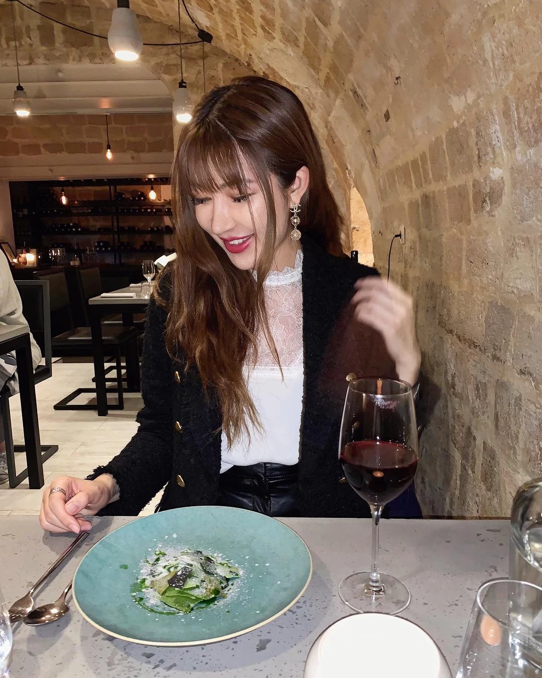 161533hqwyzq78vdsutiwq.webp