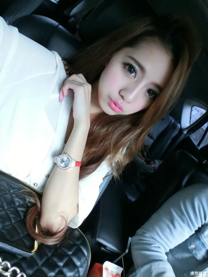 182249rh6z5sfyc6f0bsz3.webp