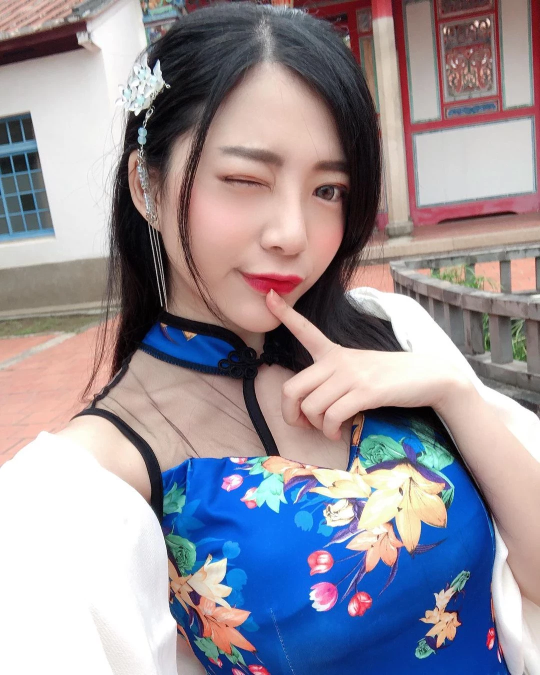 192701h3z57exzjt4ipks8.webp