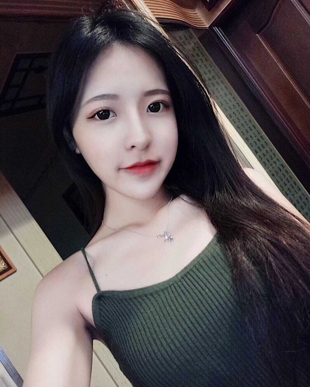 1660404.webp