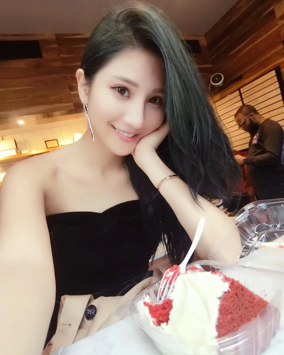 4099196.webp