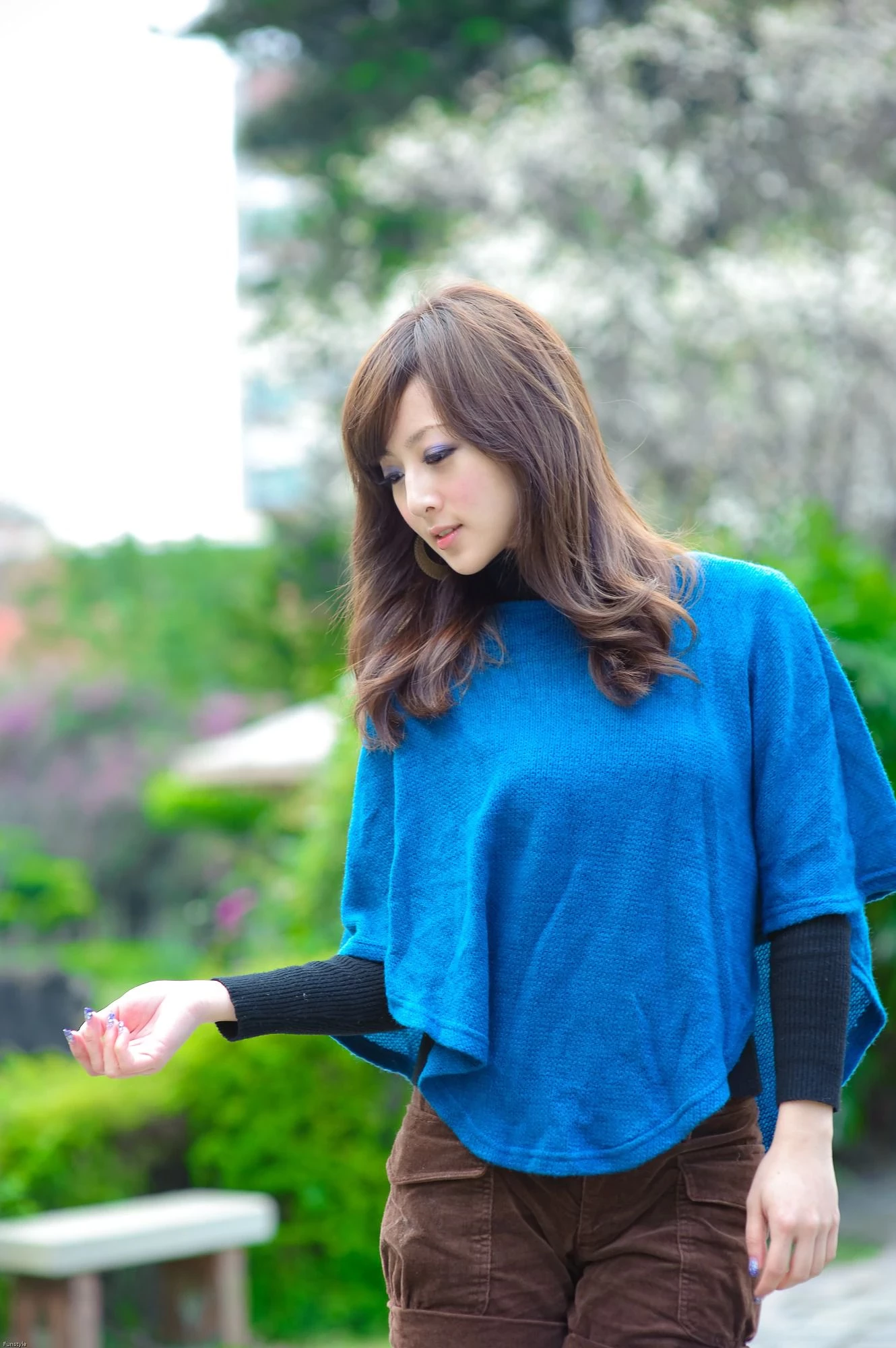30716581.webp
