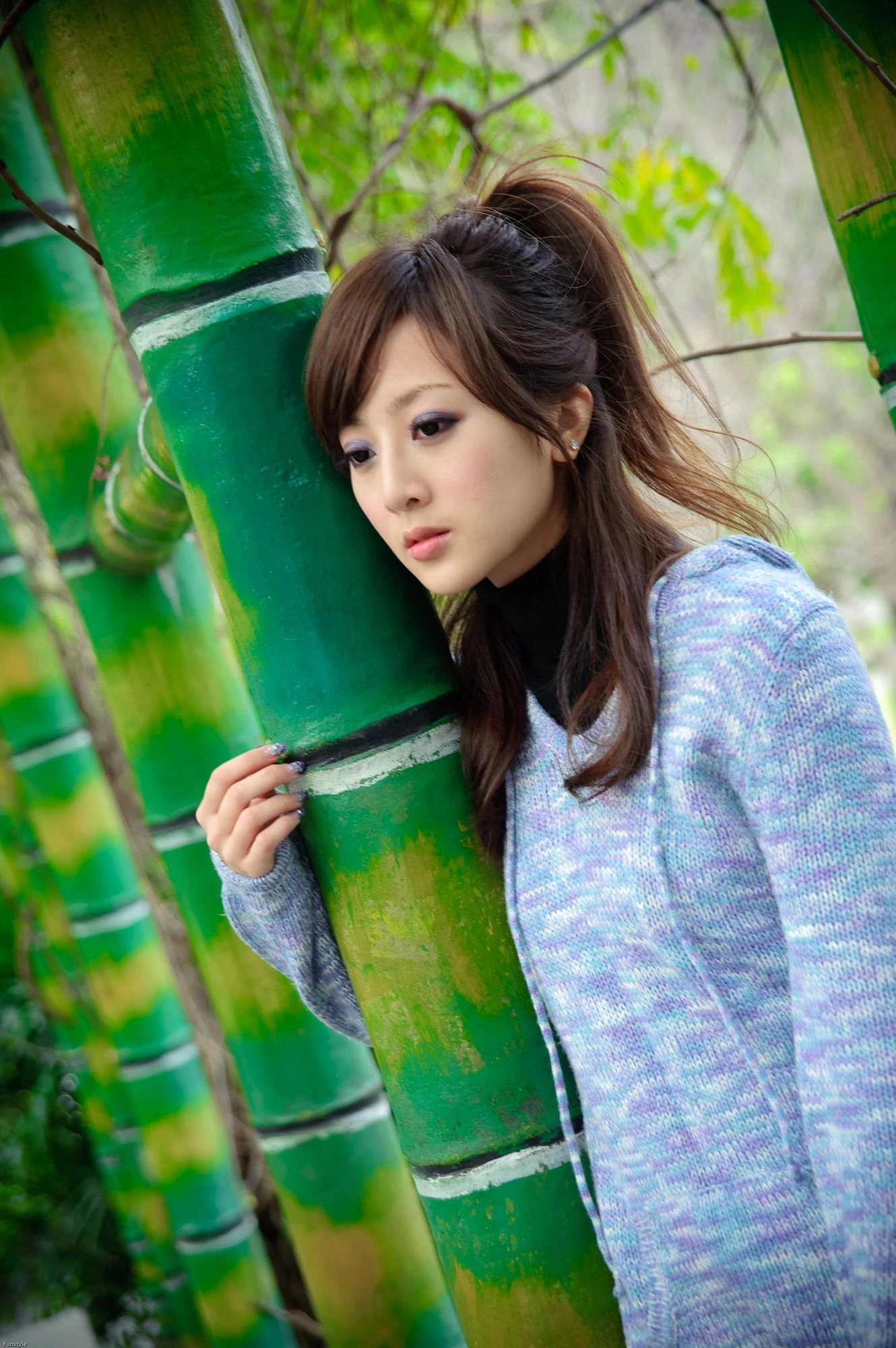 30716589.webp