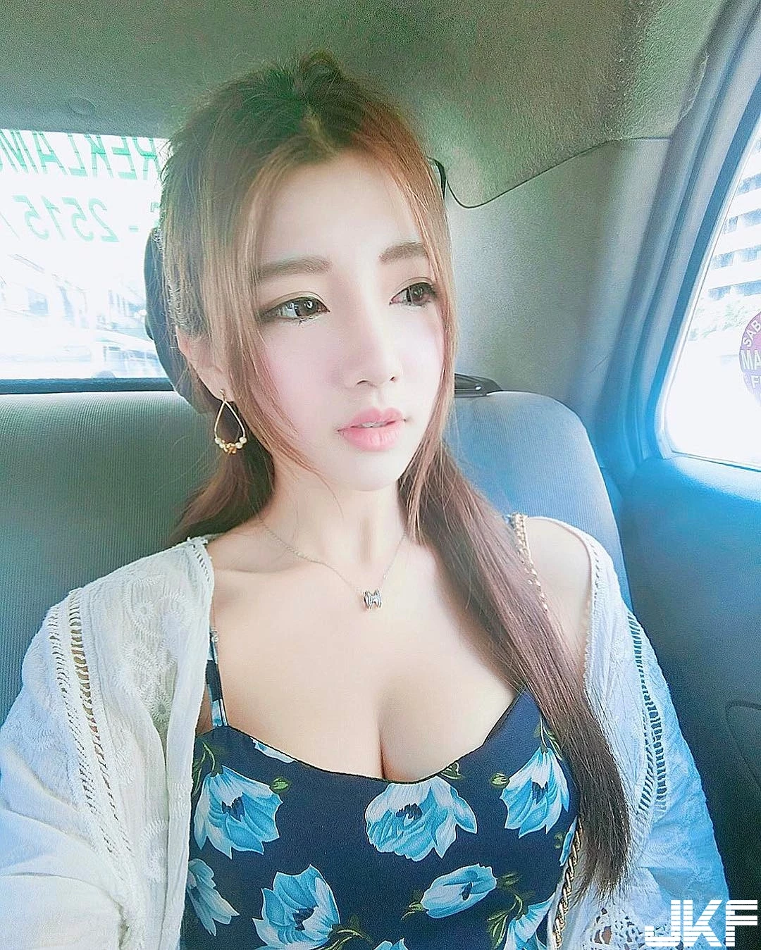 16801029.webp