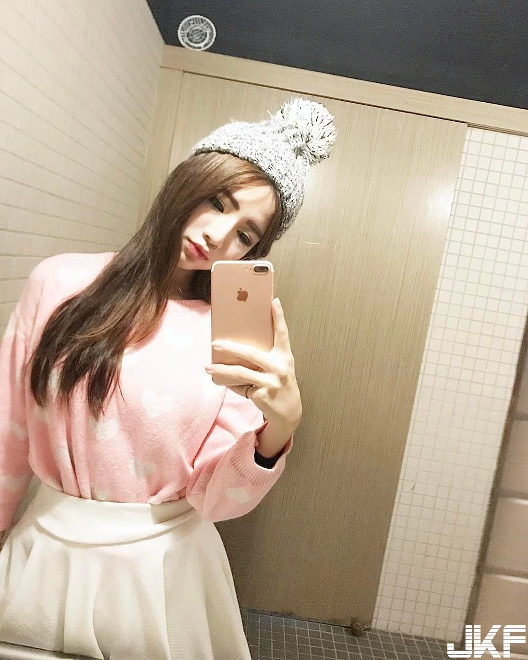 16801052.webp