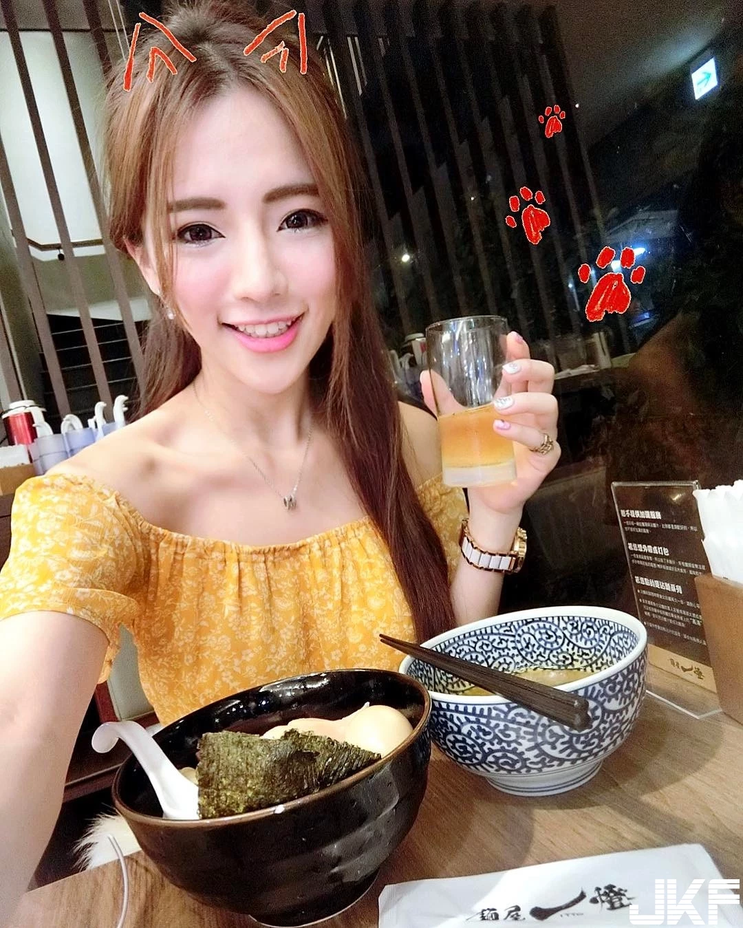 16801062.webp