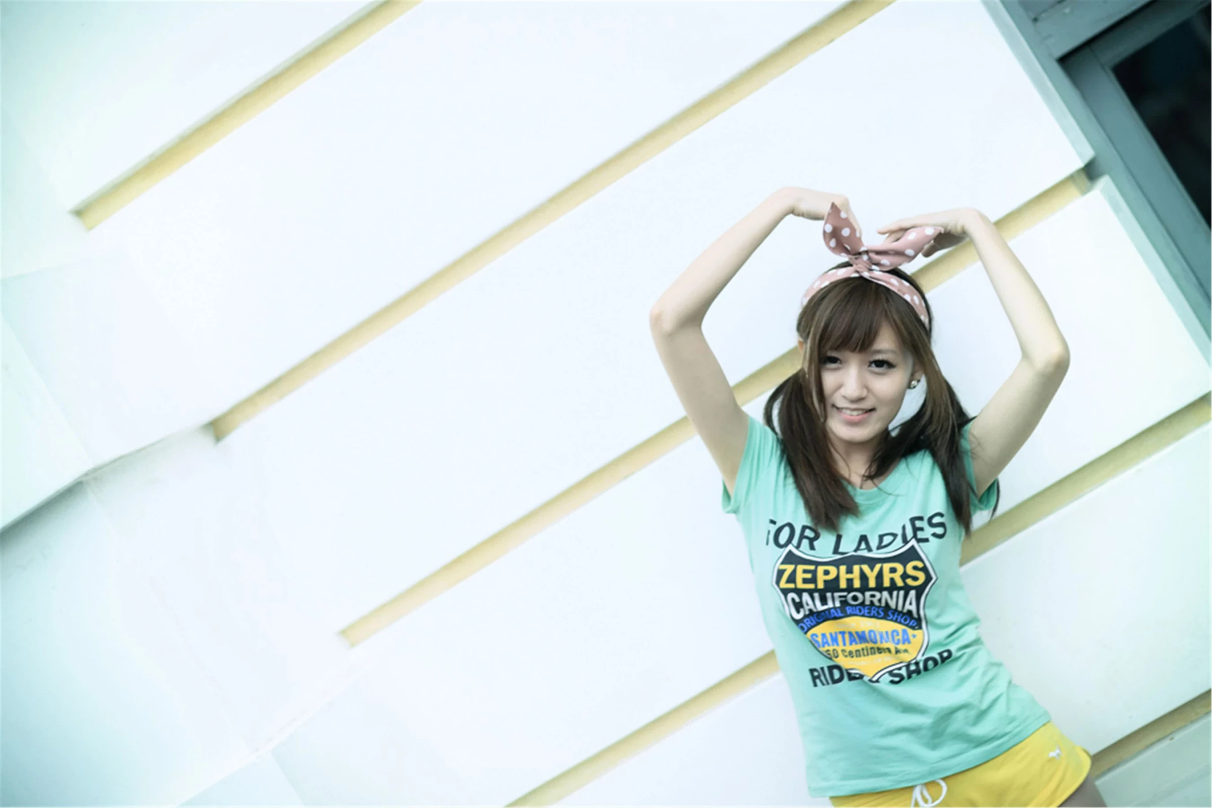 30744614.webp