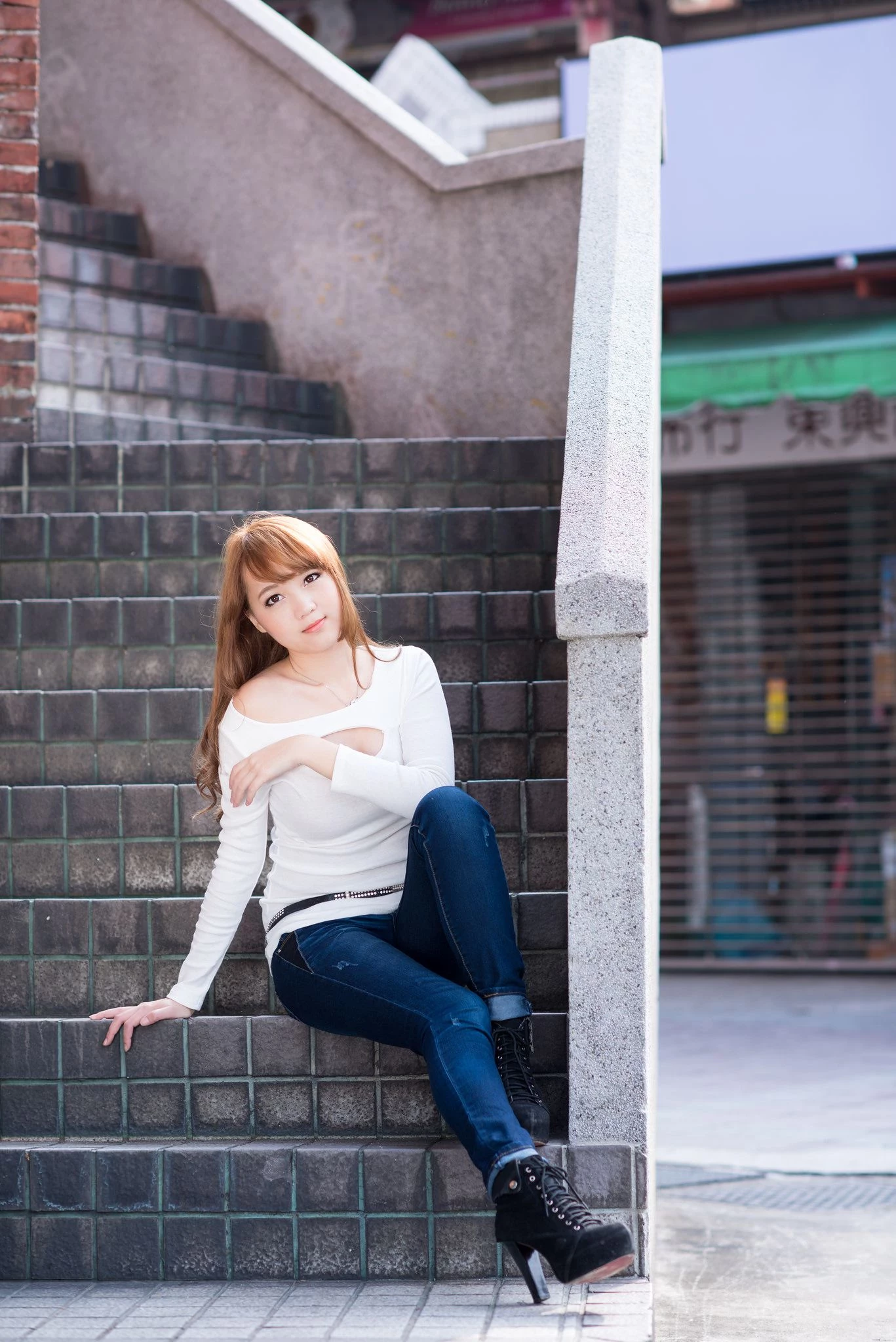 30730142.webp
