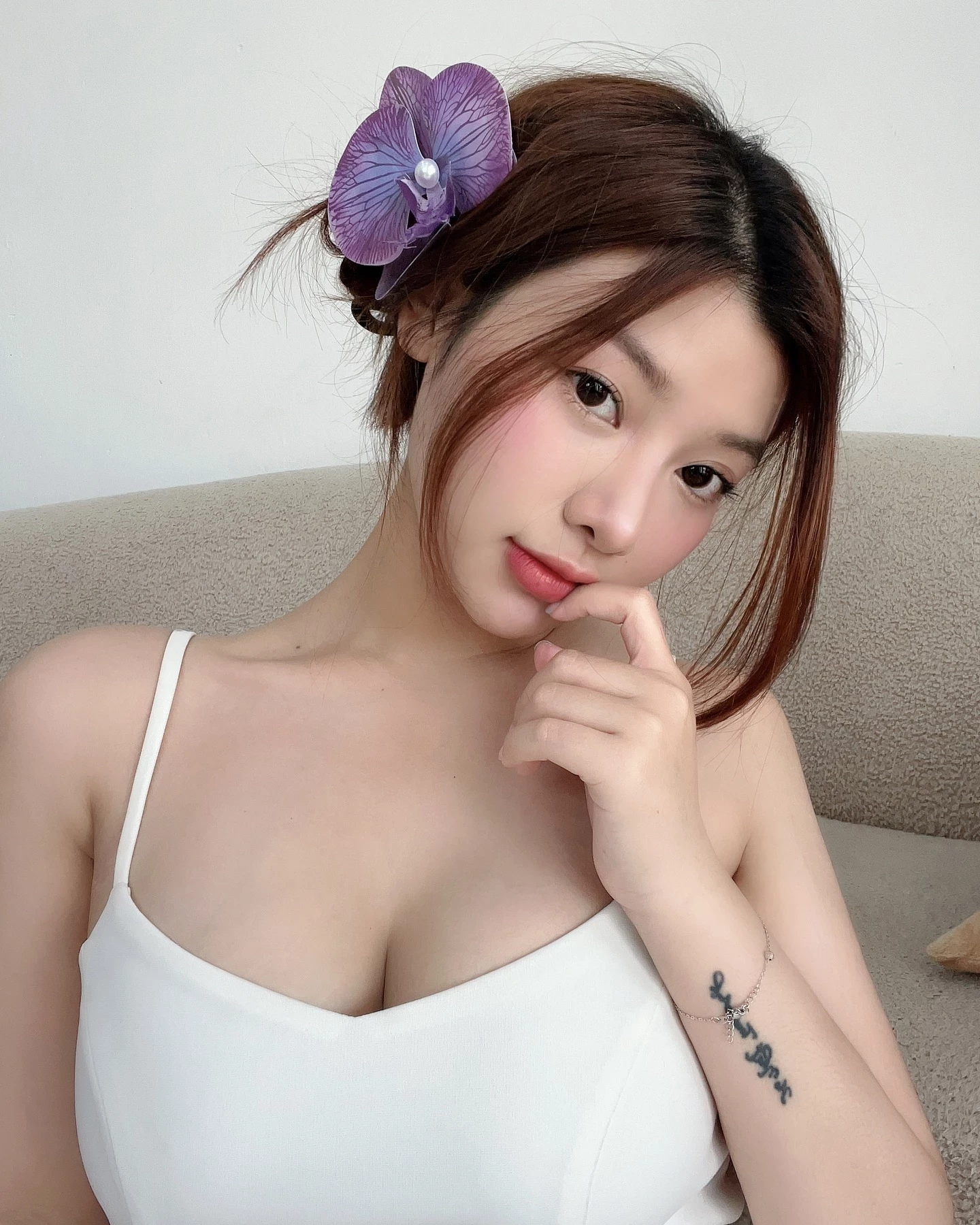 183041nhqs2chcnapa22a2.webp
