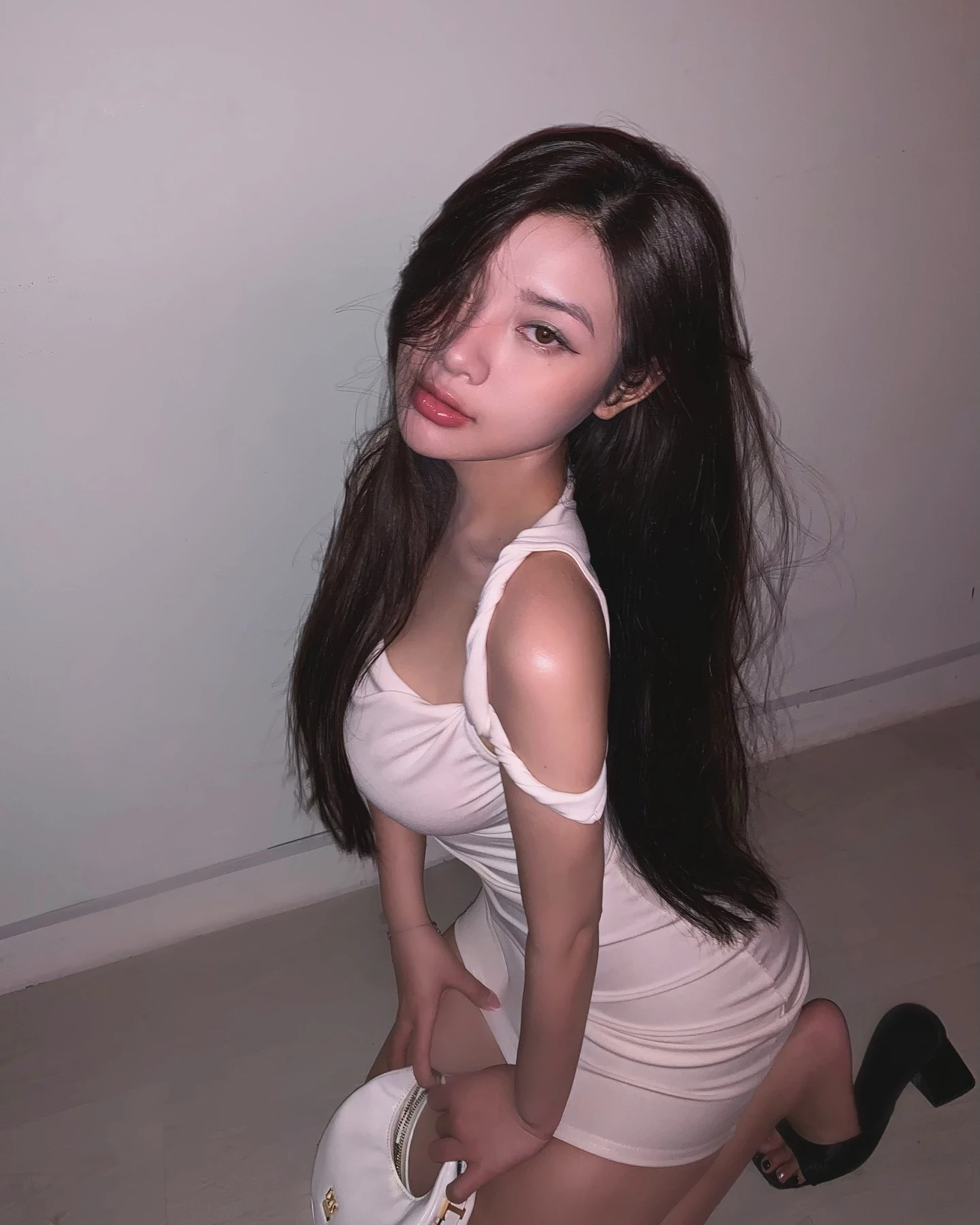 183042goh1igw66zhbho8o.webp