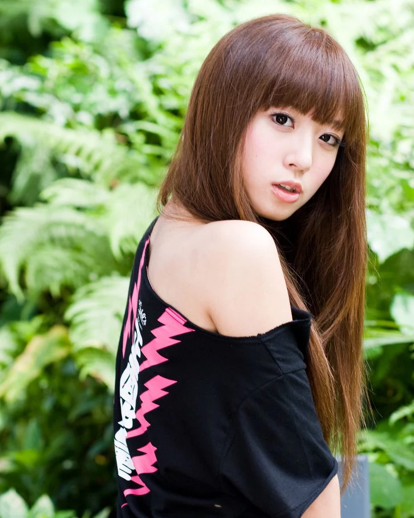 160533q372ph2fzcawyo33.webp