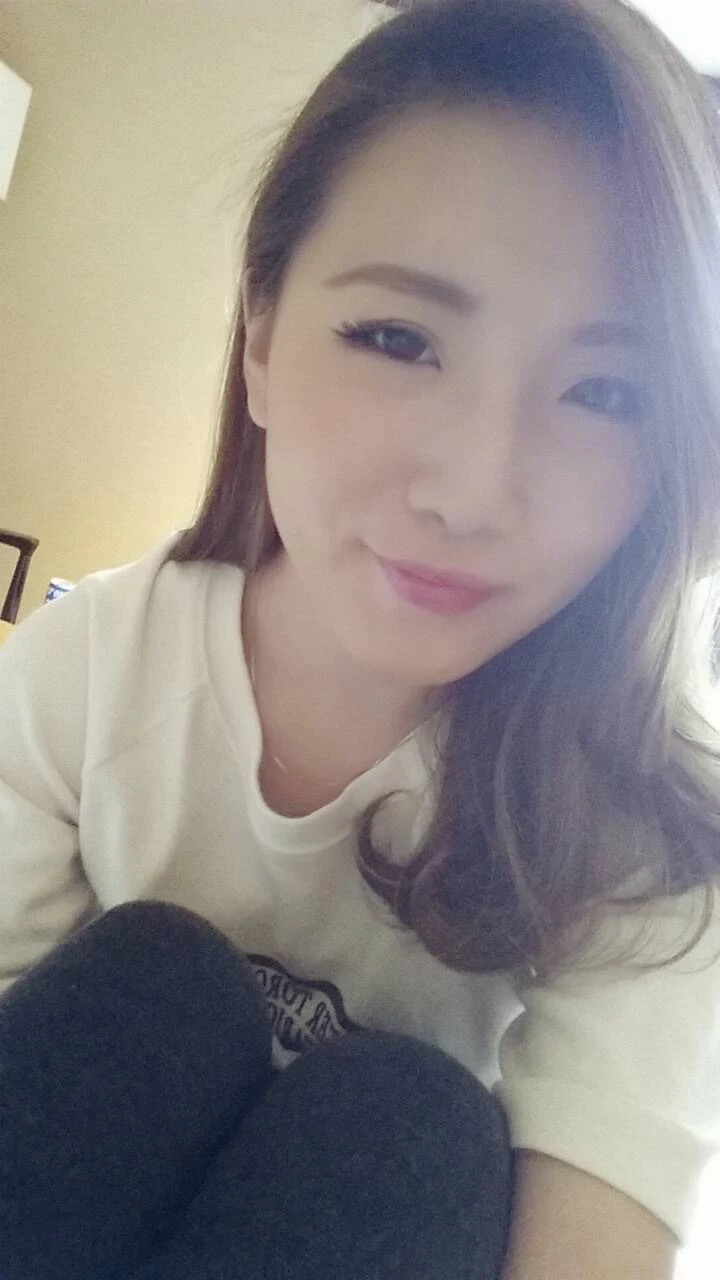 153049g90es0ss5ykp0590.webp