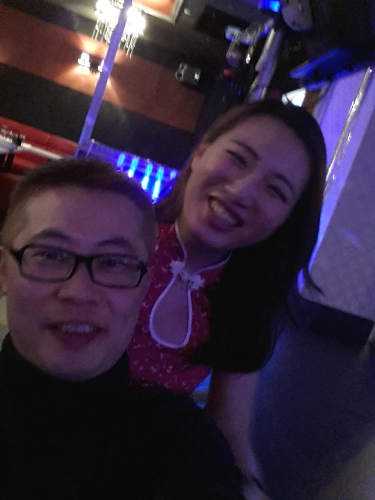 153053ahx85xhbb1x8abz1.webp