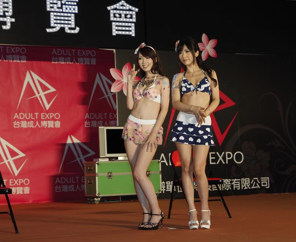 162044hvzloo1jojg7zj37.webp