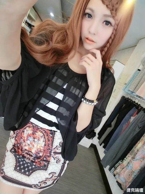 124048arv0g9hke2qvn222.webp