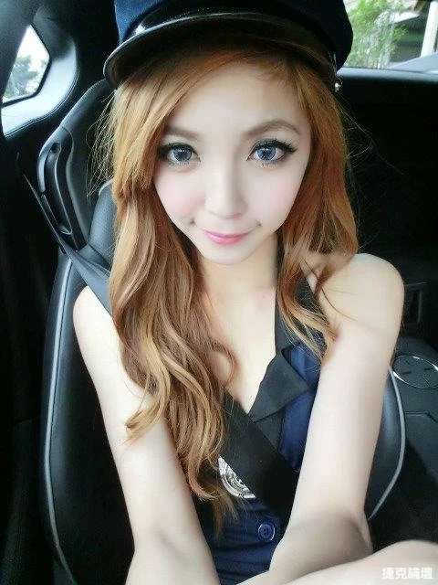 124048xqm3y1yvcyyroh69.webp