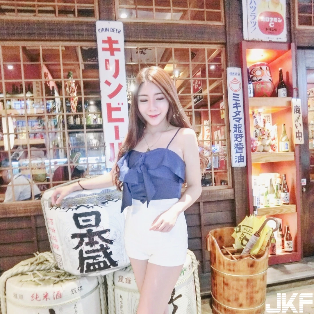164208rhsxsv0ik9uiz92m.webp