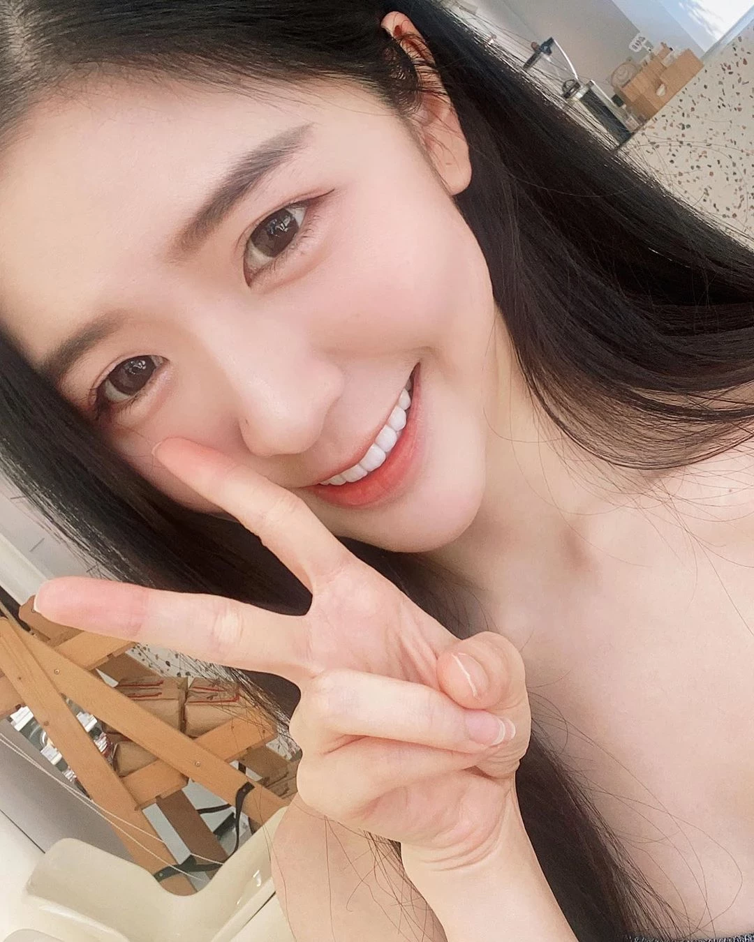 1690234.webp