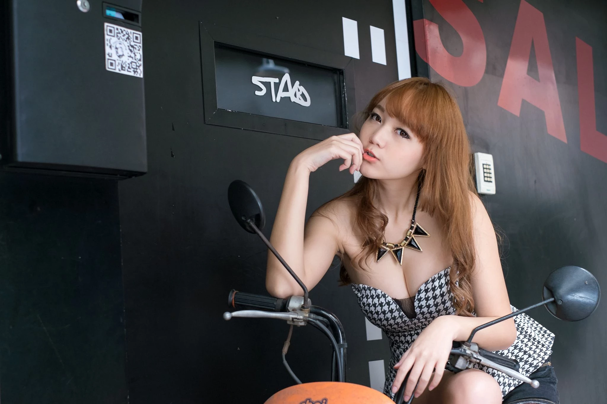 30730157.webp