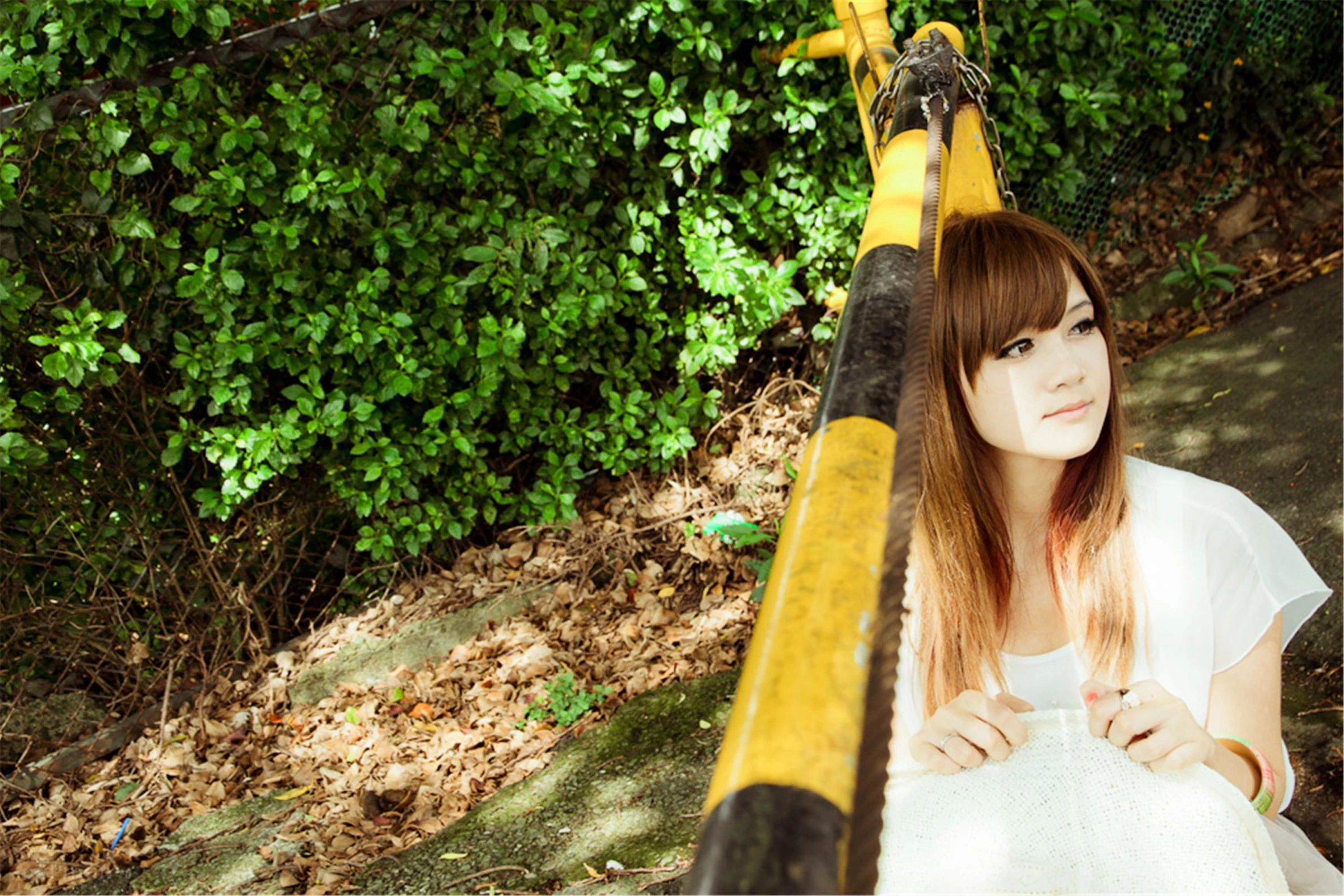 161251sbwag7r5p2x27bkg.webp
