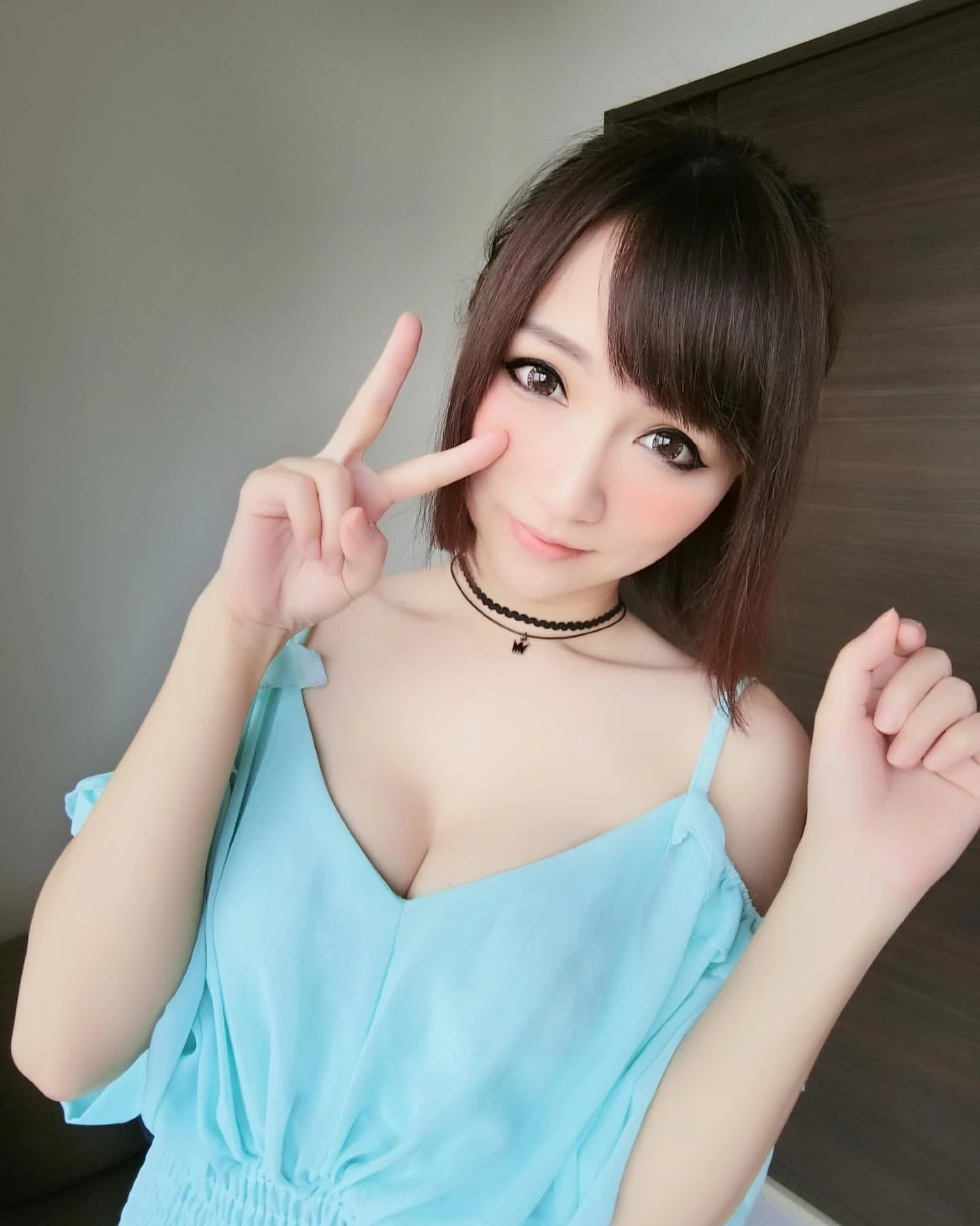 142345baxhblhv8bp2w00j.webp