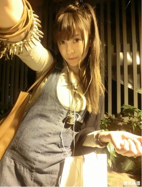140535blpppp4tygt33dz0.webp