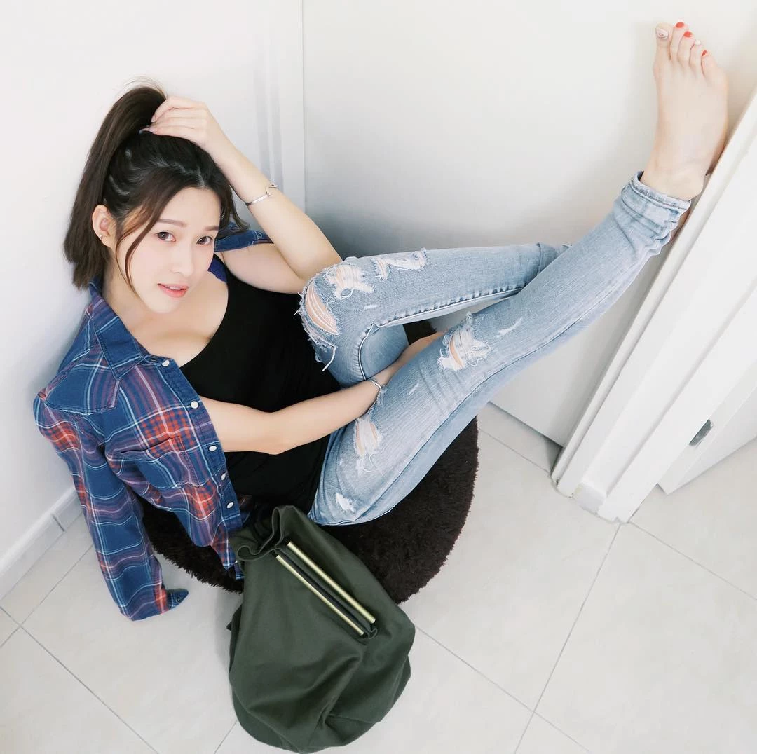 133945rb9b7nn5n9zh5ob8.webp