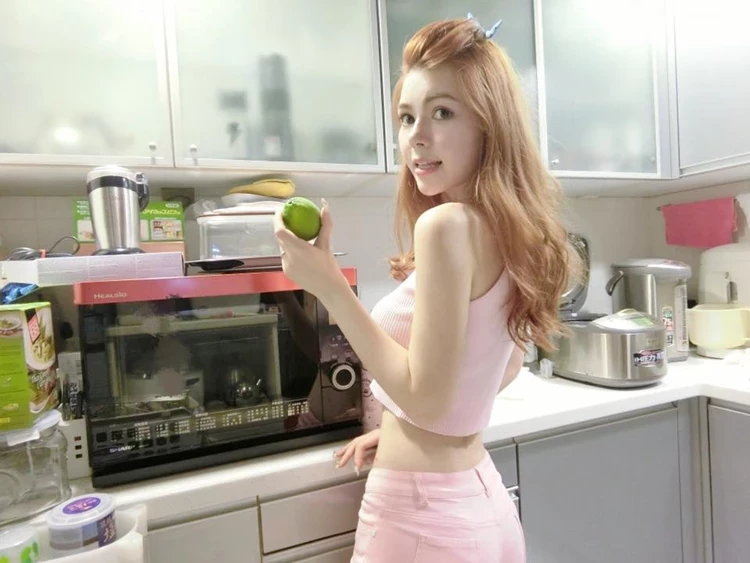 100733o5c59v2u7ccf33a8.webp