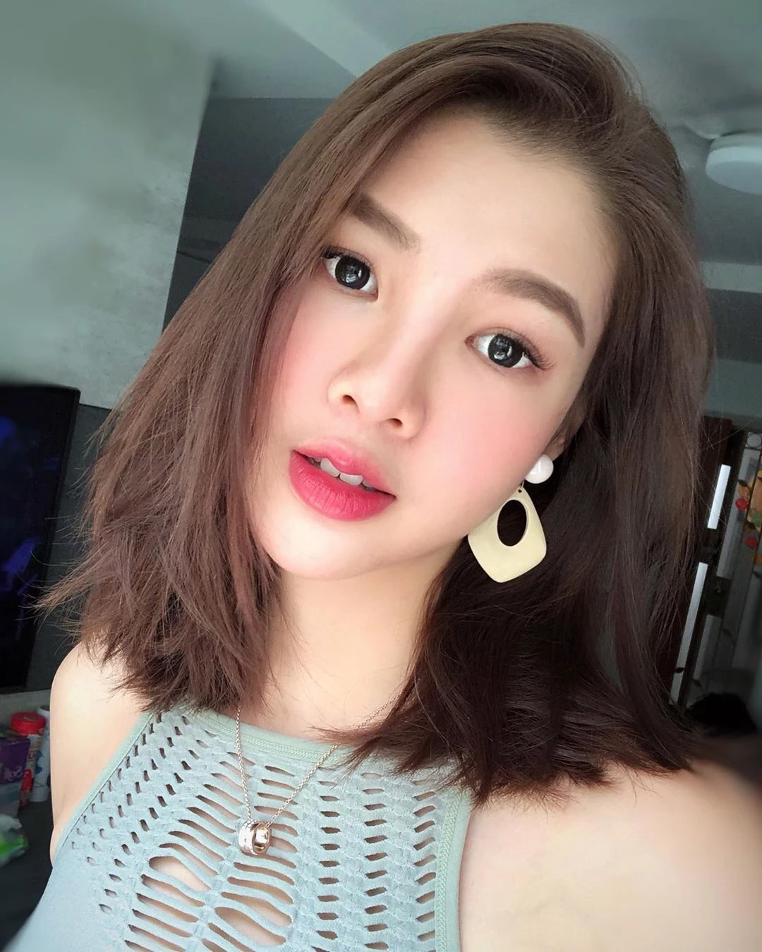 172130t1qjqew12g24acgz.webp