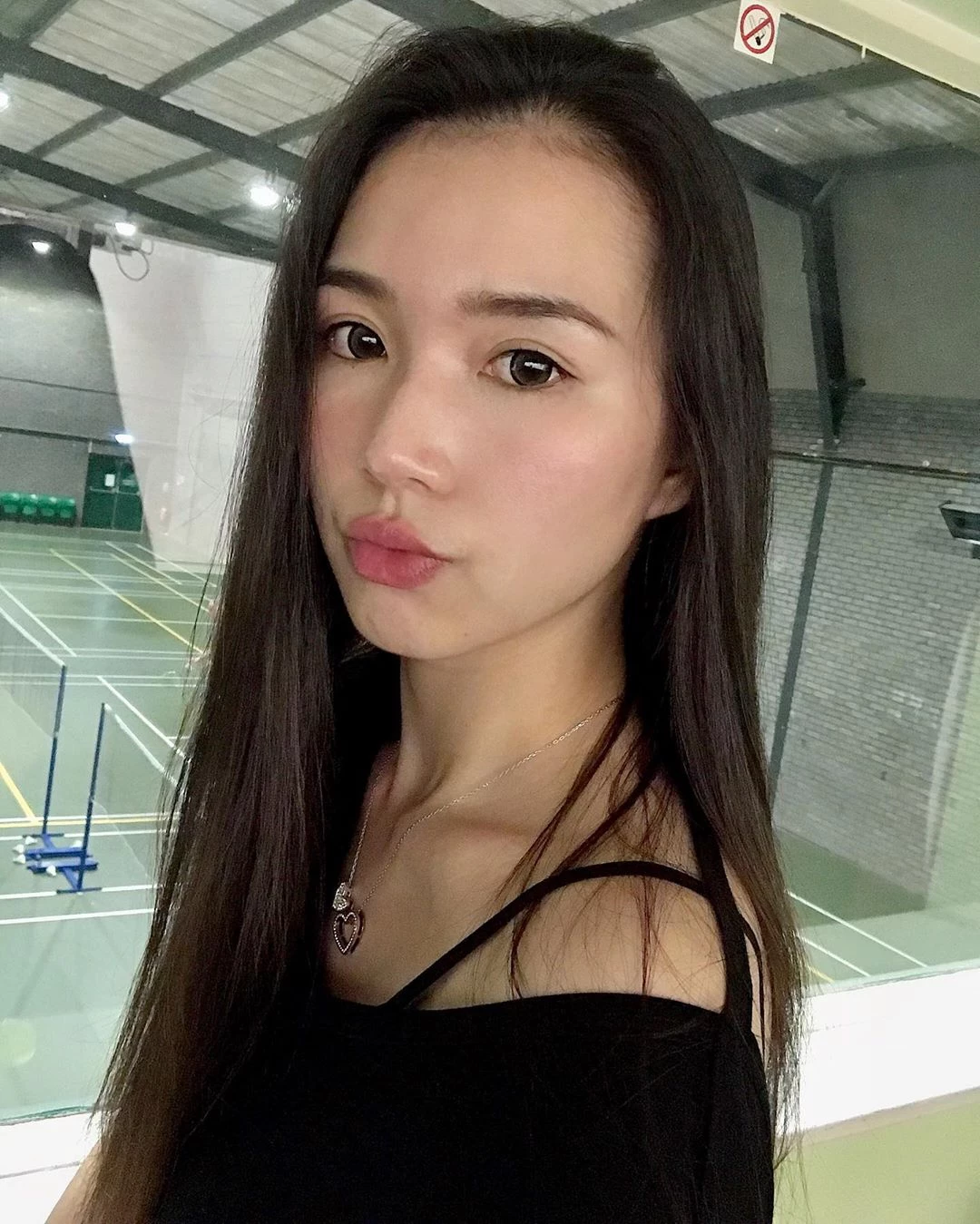 125802h3csqhwny22zksiv.webp