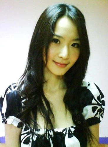 084933mlhay2hq2u27733u.webp
