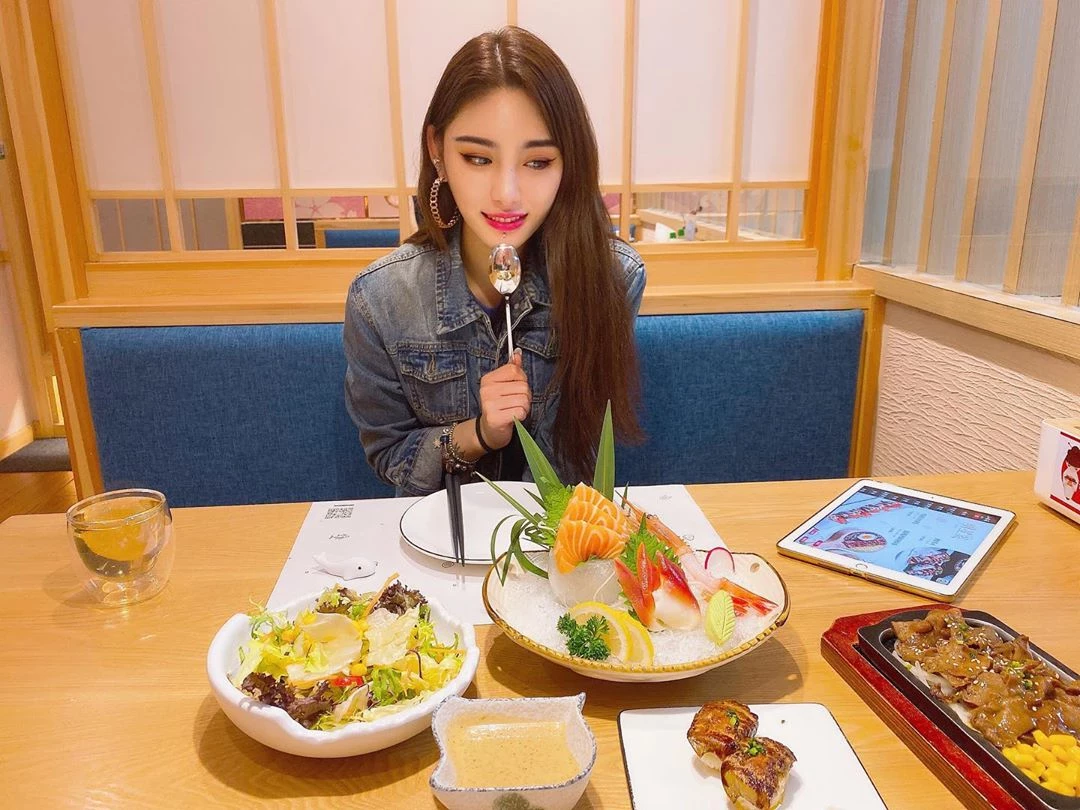 125610amymp2w5xz17ymh1.webp