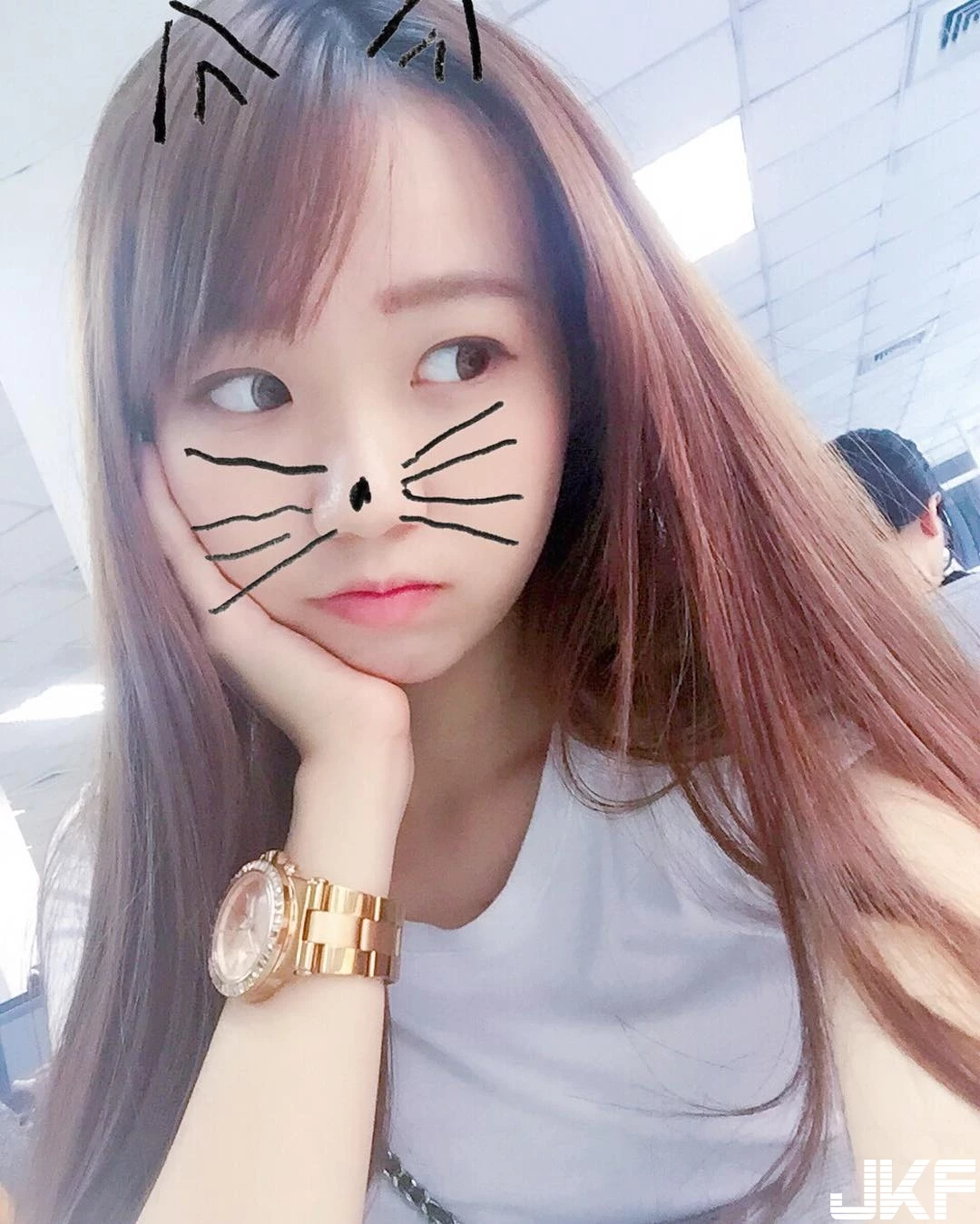 154651s7s0tt97729ju9r7.webp