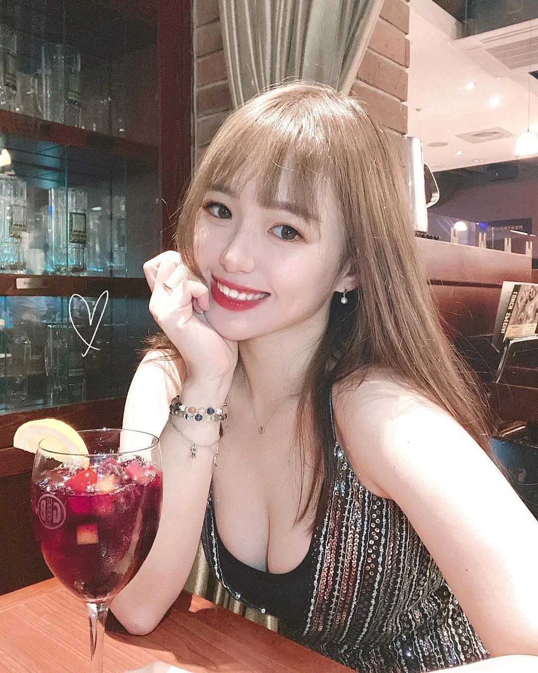 153805r4piyhf1fydpyemi.webp