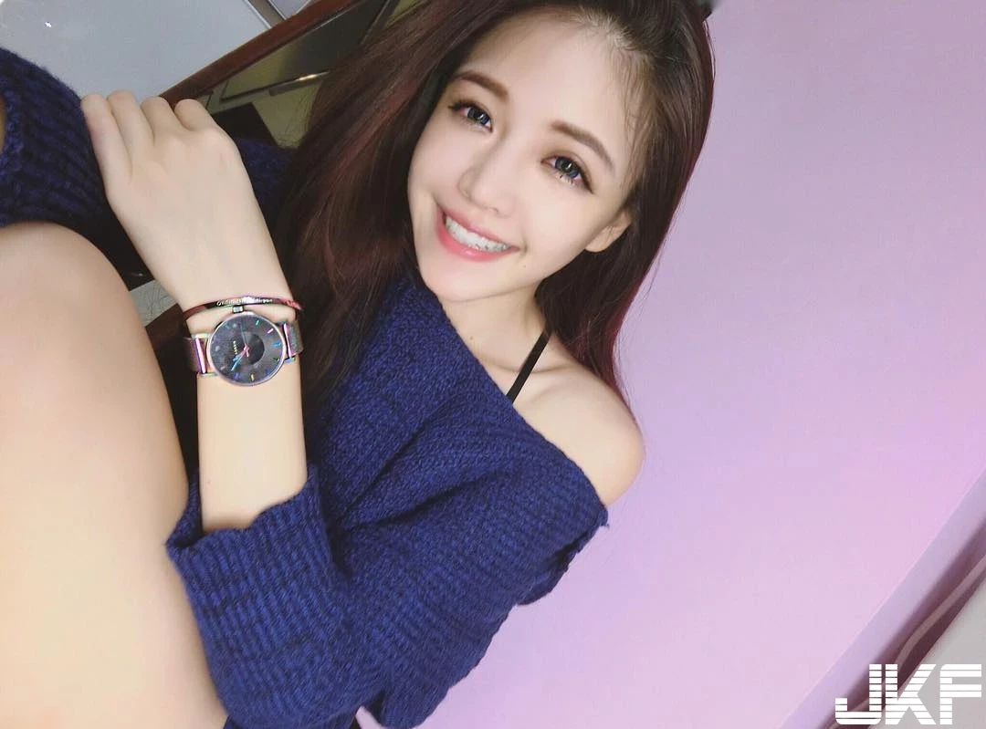 152150va4w212cbk124f5b.webp