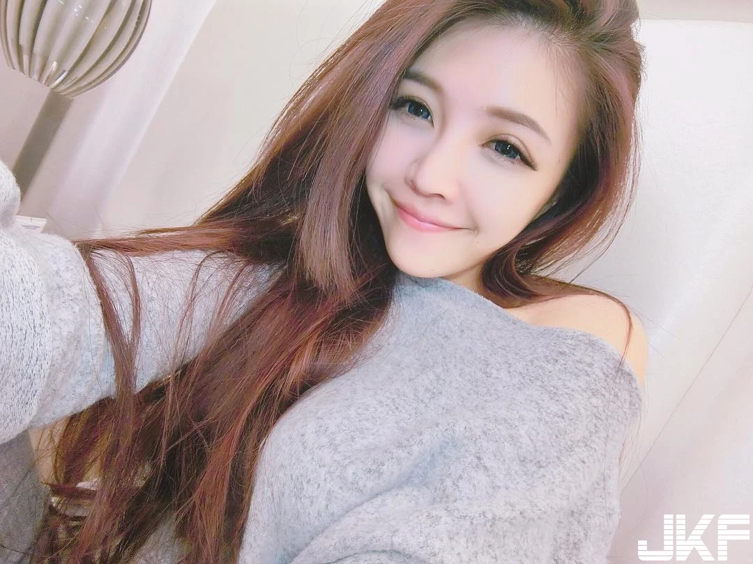 152154dv433c0veb4mllhu.webp