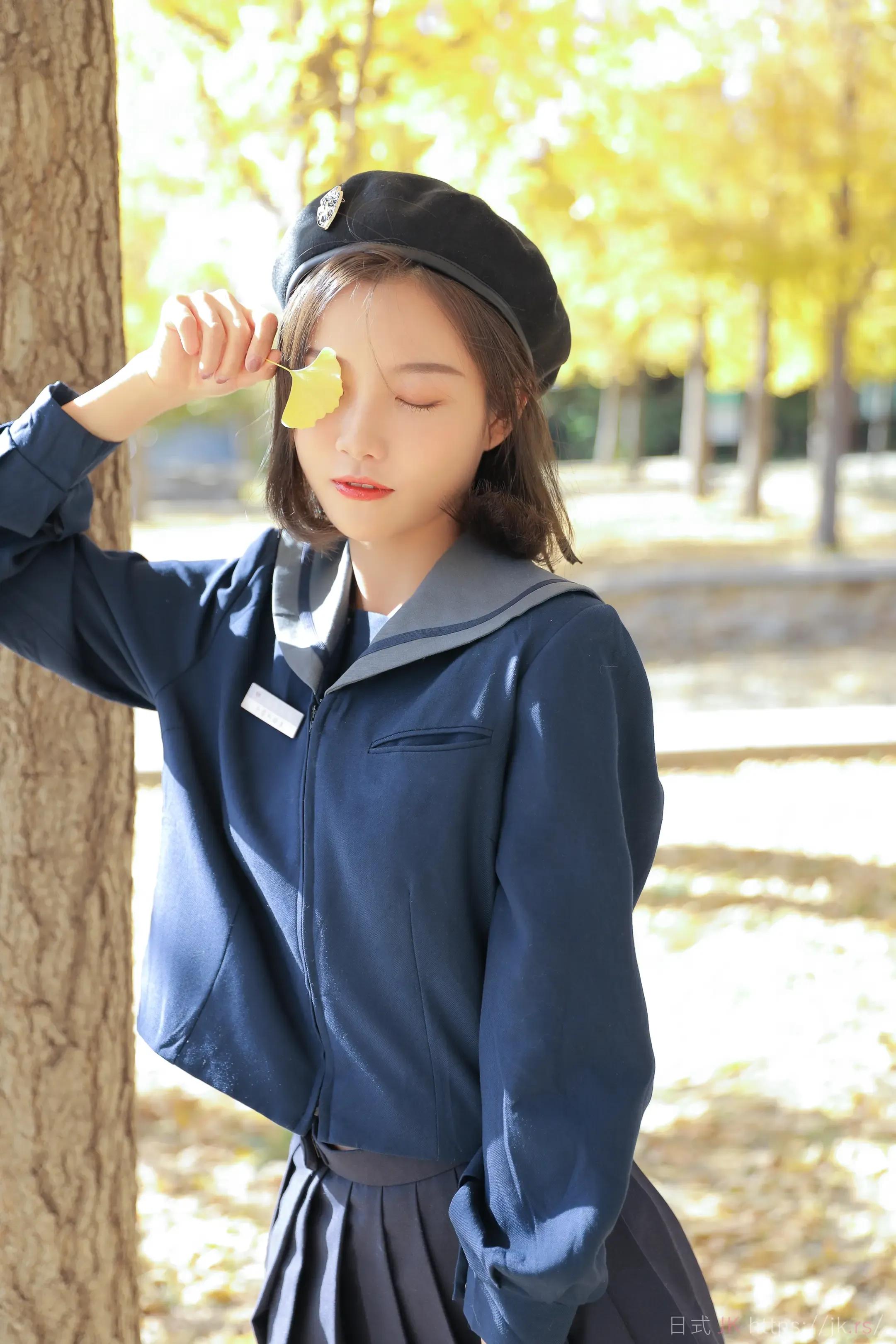 074858fk6tkr2tzi1ll11a.jpg