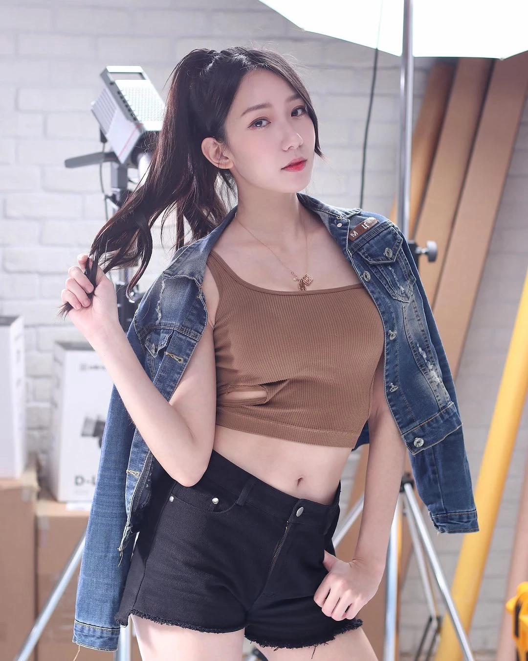 29170764.webp