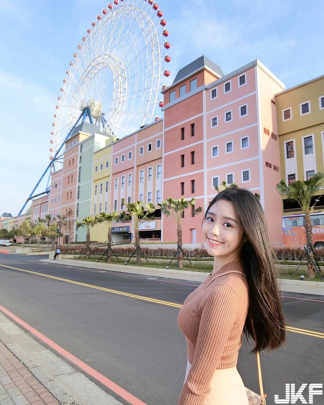 4918744.webp