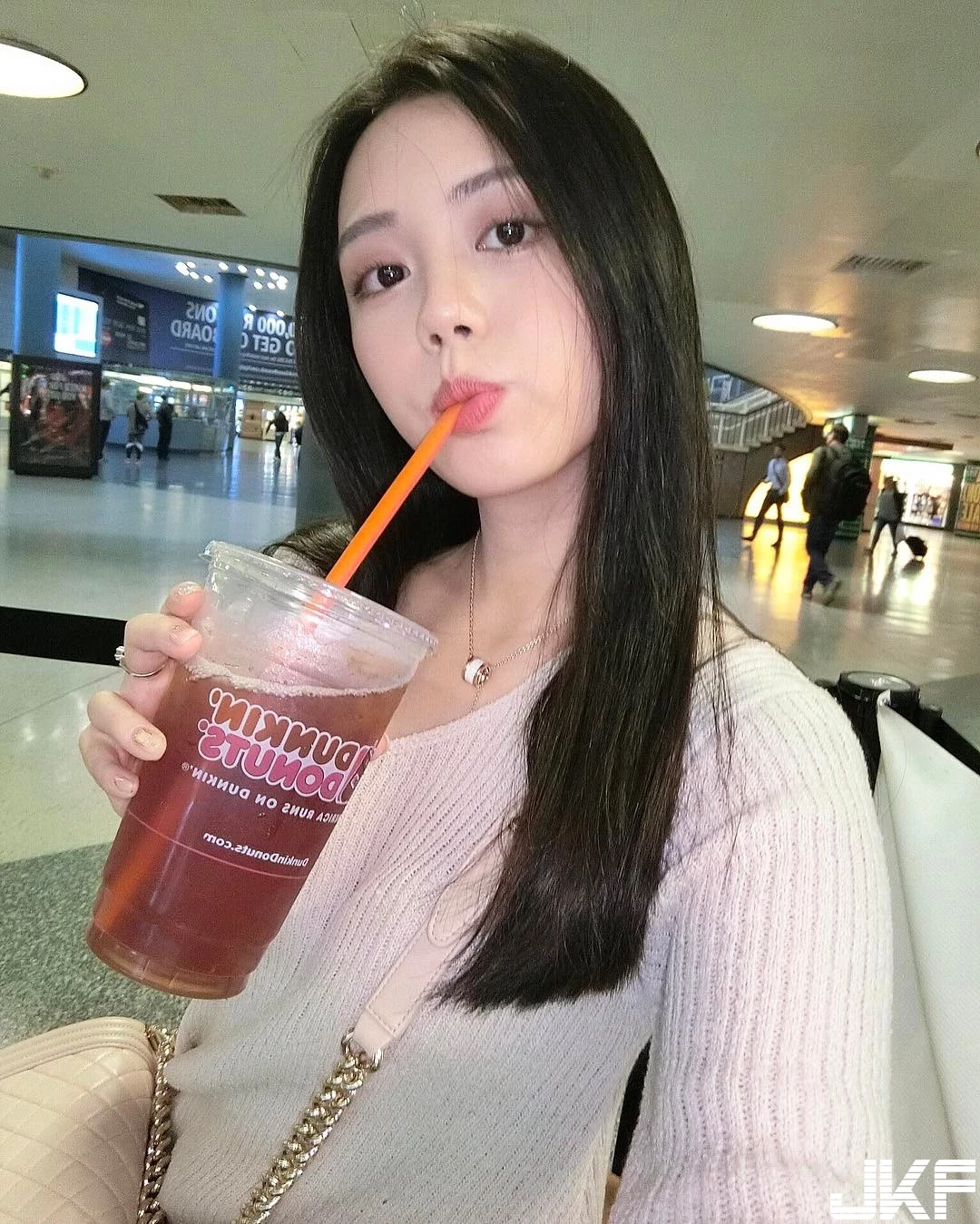 4918750.webp