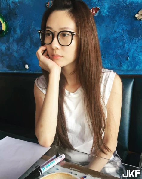 16866081.webp