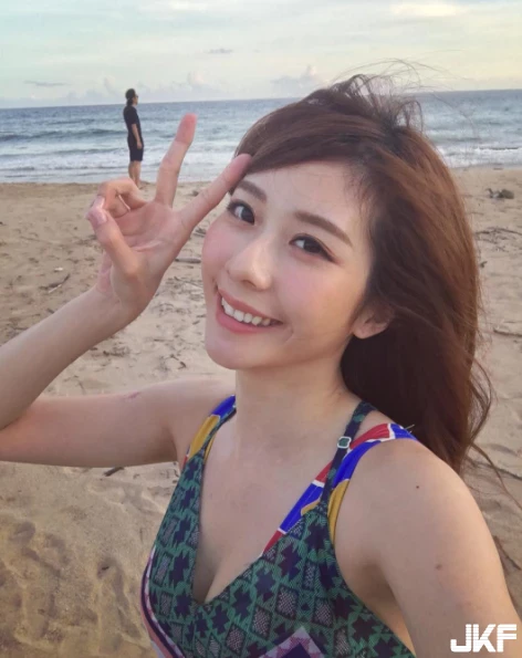 16866095.webp